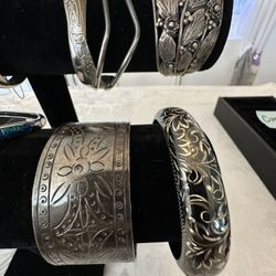 STERLING SILVER BRACELETS 