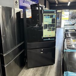 Samsung BESPOKE 29 Cubic Ft. XL Family Hub Refrigerator Charcoal Glass And Matte Black 💥ON SALE NOW💥
