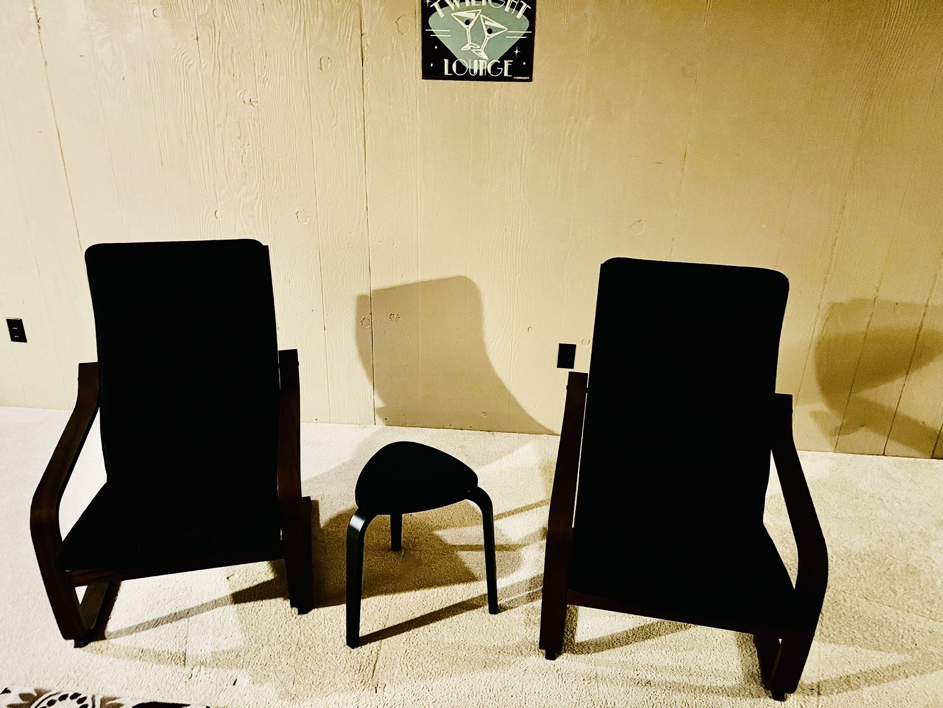 3 IKEA Poang Chairs W/table
