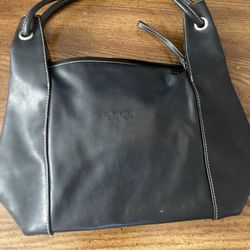 Black Purse 