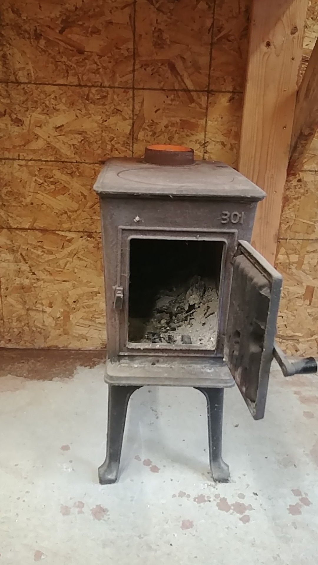 Glo - Fire 301 wood stove for Sale in Concrete, WA - OfferUp