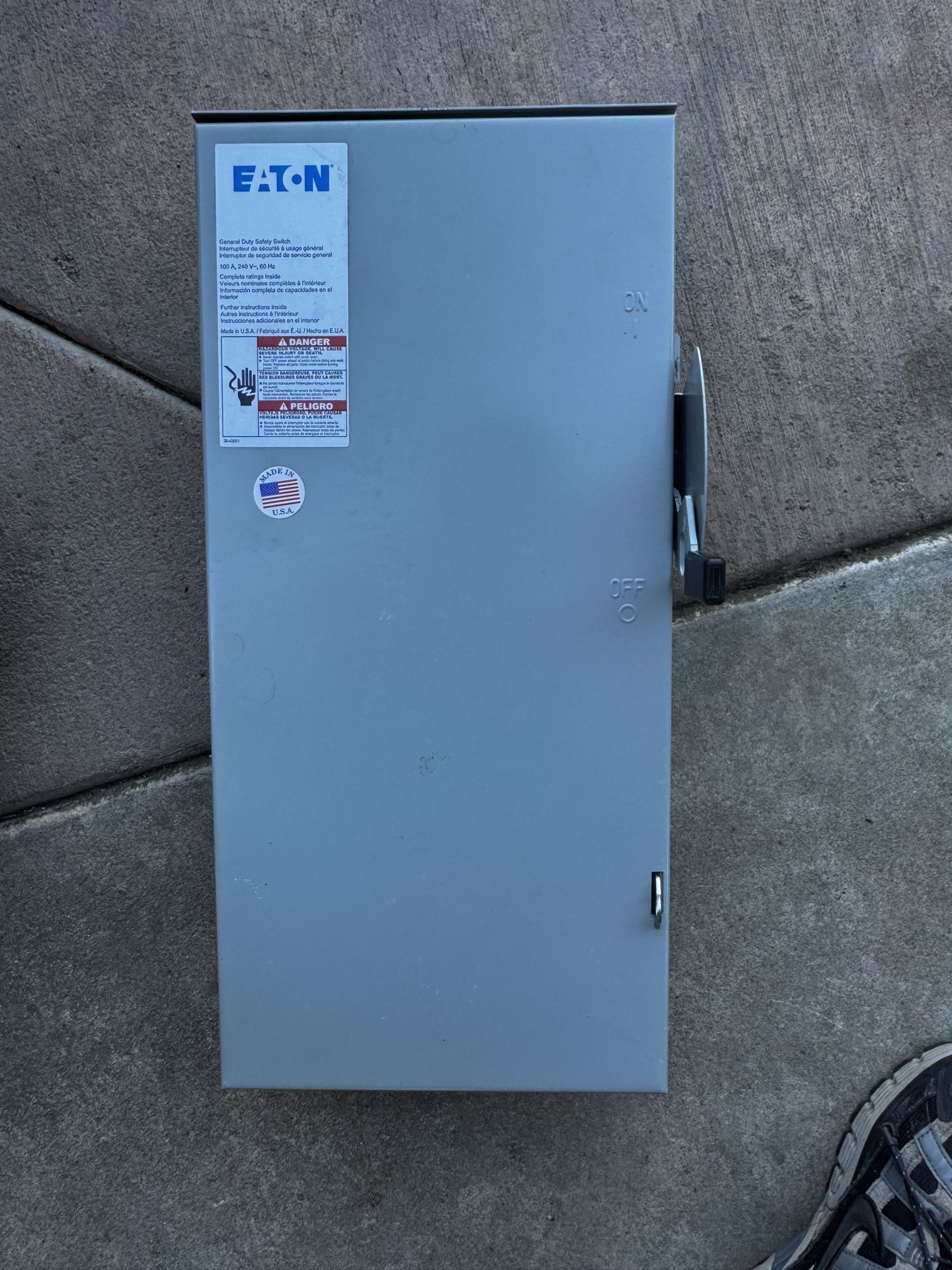 Eaton Disconnect 100amp 