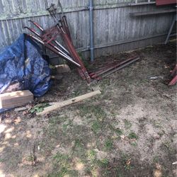 Wall jacks and back braces