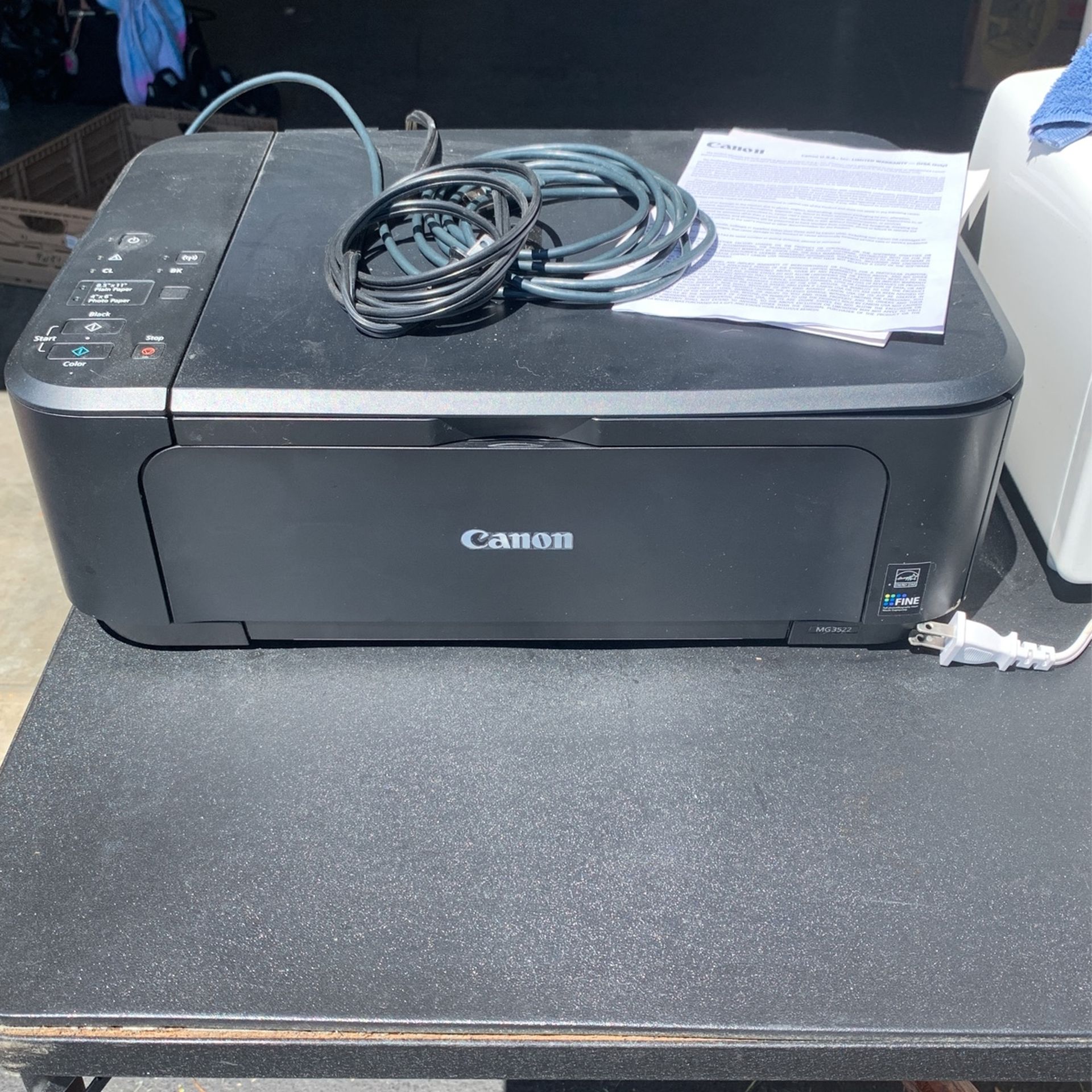 Canon MG3522 Wireless Printer
