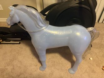 Frozen 2 - Ride On Light Up Water Nokk With Sounds