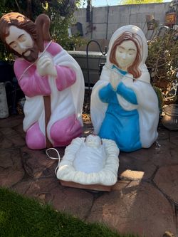 VINTAGE BLOW MOLD GENERAL FOAM PLASTICS NATIVITY 3 PIECE SET JESUS MARY JOSEPH