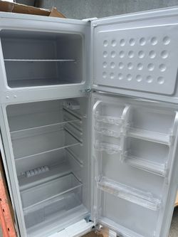 2026  apartment side refrigerator and freezer  for $160