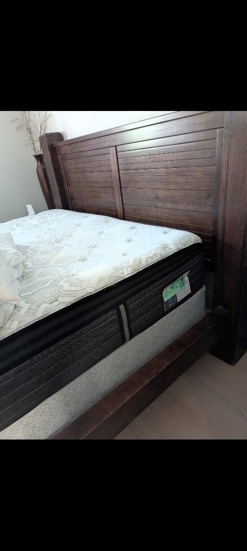 Bedroom Set