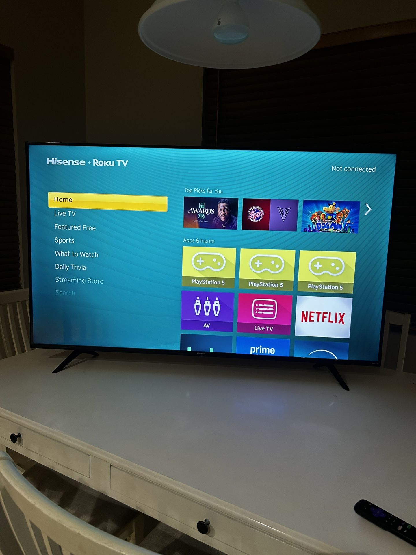 58” Hisense Smart Tv