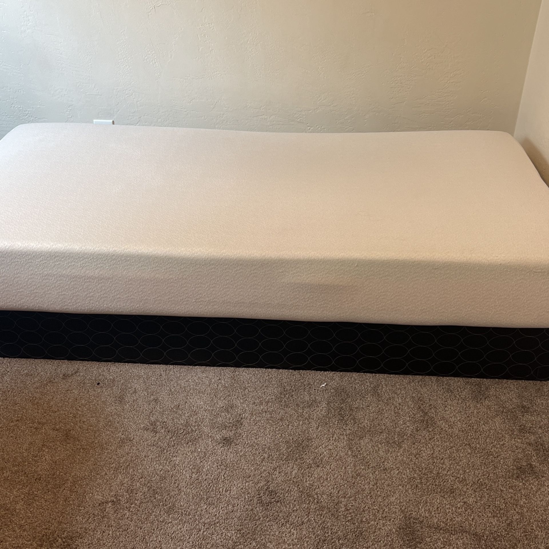 Twin/single Mattress With box Spring 