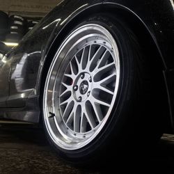 JNC 005 Silver Machined Lip • 17”–20” • Multi‐Bolt • Staggered Options