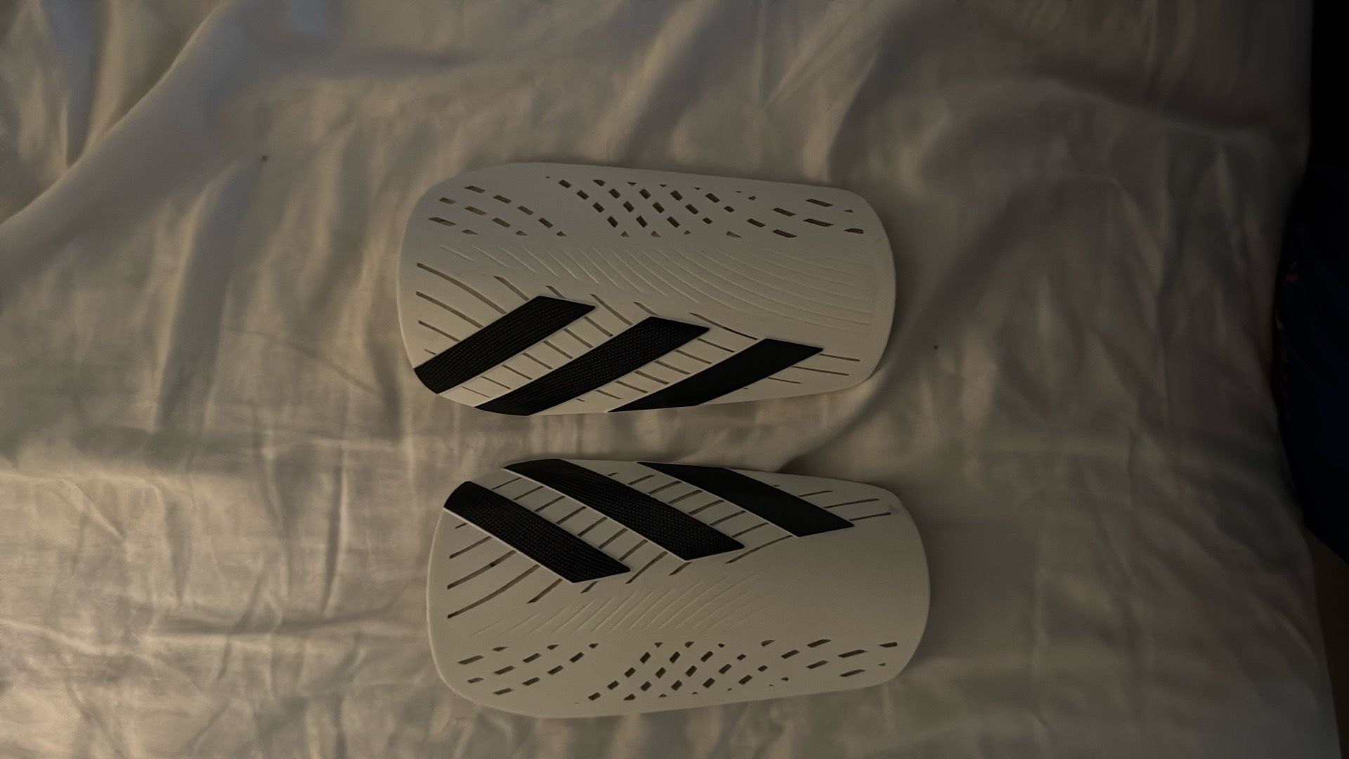 SHIN GUARDS
