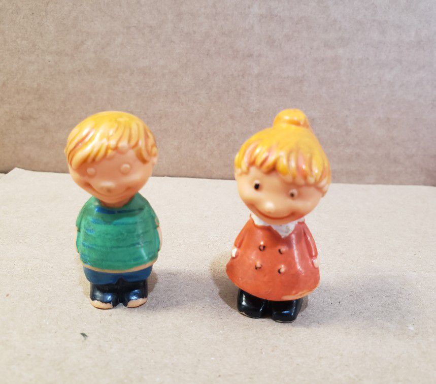 1960s Pair Of Toy Little People Figures 