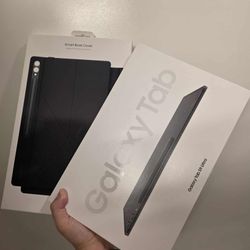Samsung Galaxy Tab S9 Ultra 256gb w/Smart Book Cover *BRAND NEW CONDITION*