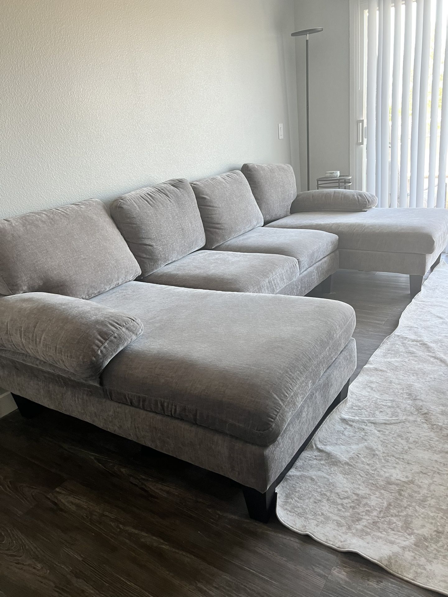 U Shaped sectional Sofa