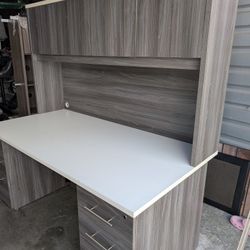 Grey And White Contemporary Desk With Hutch And Chair
