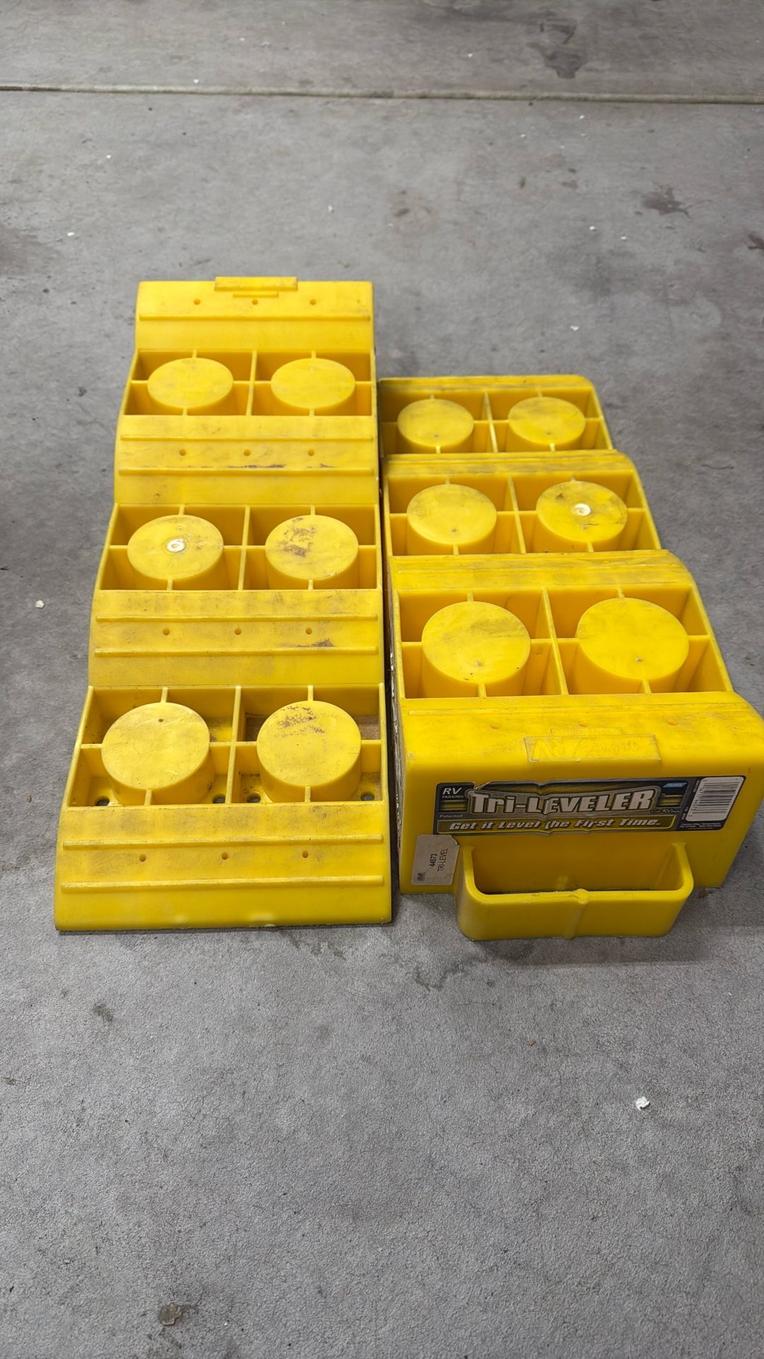 Camco Tri-level For Rv Camper