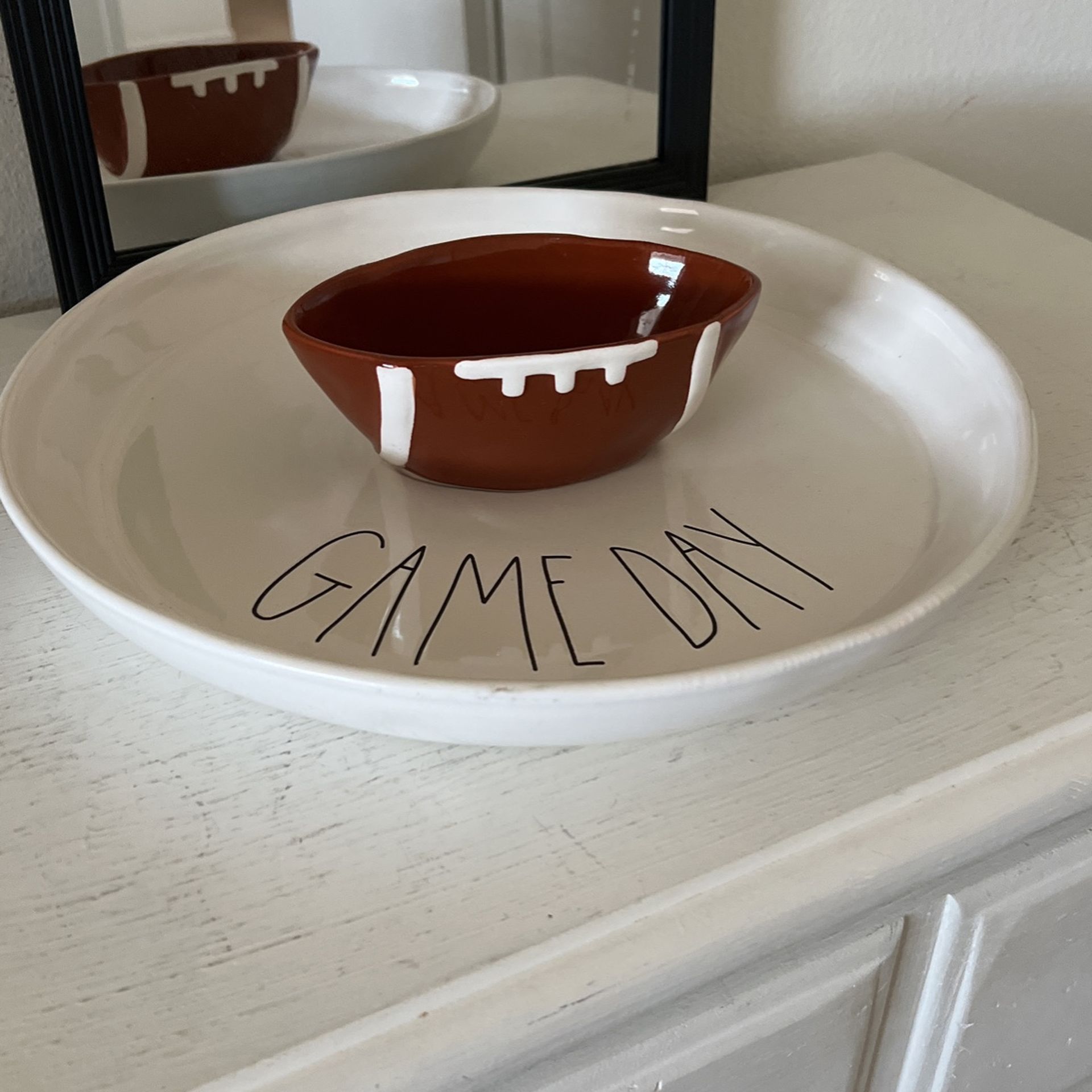 Game Day Dip Plate