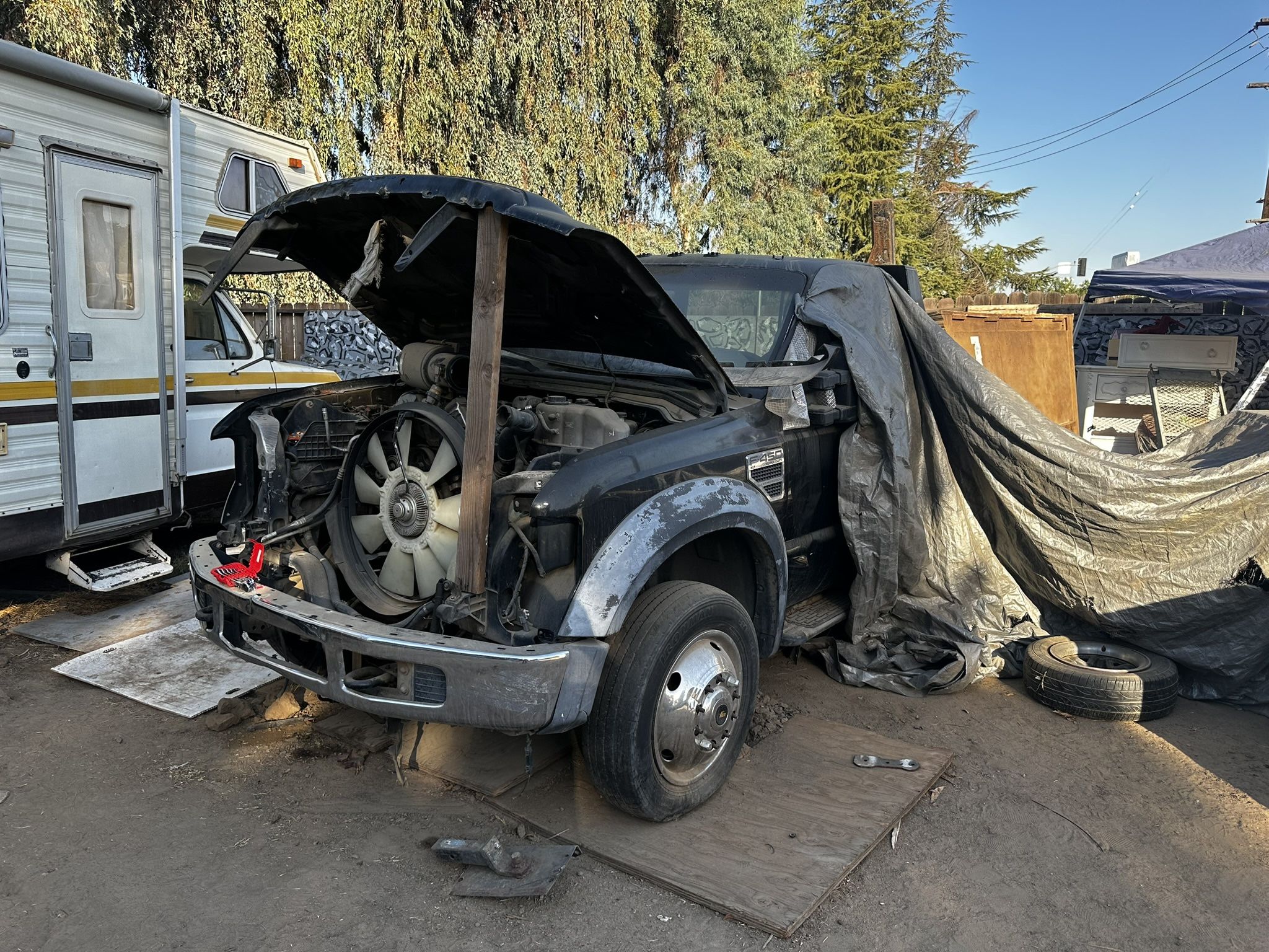 Ford F450 Towtruck 6.4 Powerstroke Part Out for Sale in Fresno, CA