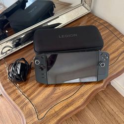 Lenovo Legion Go Z1 Extreme 1TB SSD