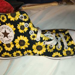 Converse Daisy Size 11 Women