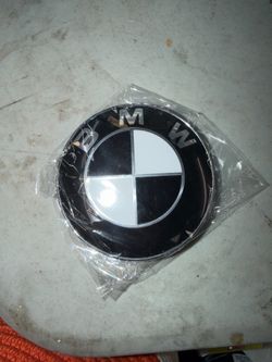BMW emblem black 82mm