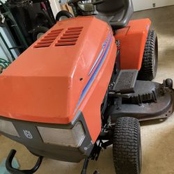 Husqvarna Riding Lawnmower 