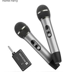 Wireless Recargable Microphones Set/ Set De Micrófonos Inalámbricos Y Recargables 