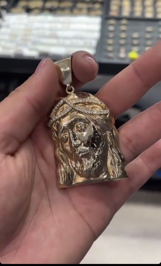 14k Gold Solid Jesus Pendant