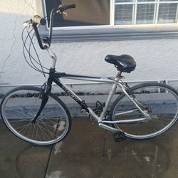 Men's 700c Trek 7000 Multitrack Hybrid Bike 