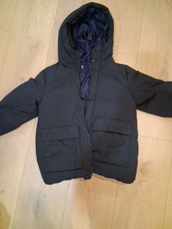 UNIQLO kids Winter Jacket Size 11-12 Zipper Not Working