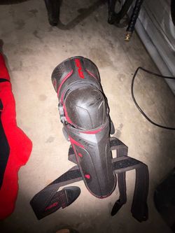 EVS Epic Knee Guard Motocross Brace