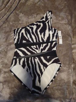 Carmen Marc Valvo Swimwear 