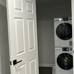 LG WASHER AND DRYER