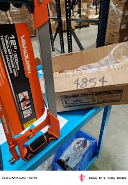 VANQUISH 12" Hacksaw Frame (Brand New)