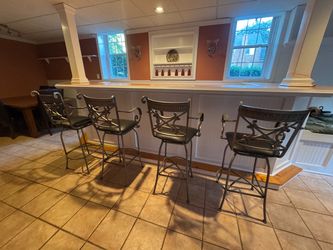 Swivel Bar stools