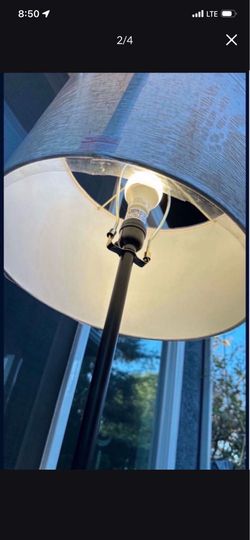$20Flor Lamp Brown 5’high
