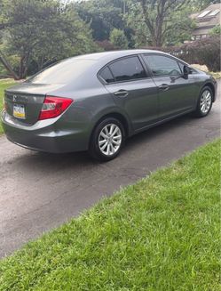 Honda Civic Sedan Gray