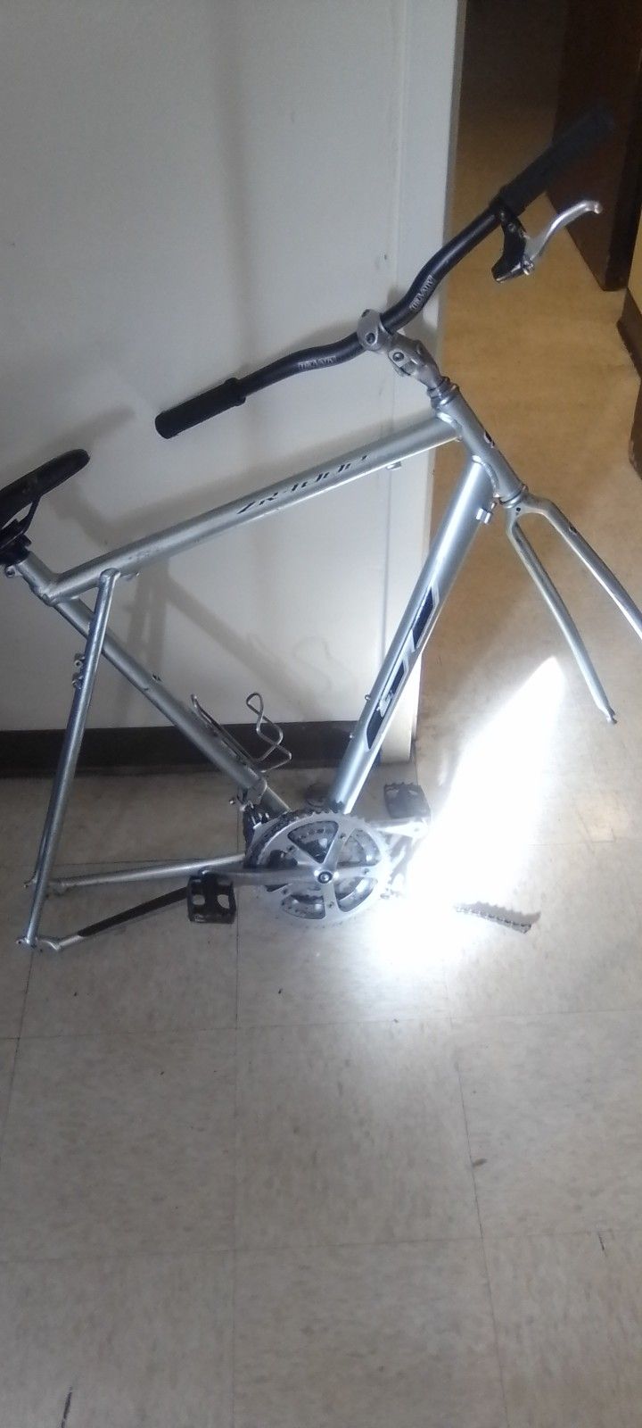 Gt Light Bike Frame///Trade Also