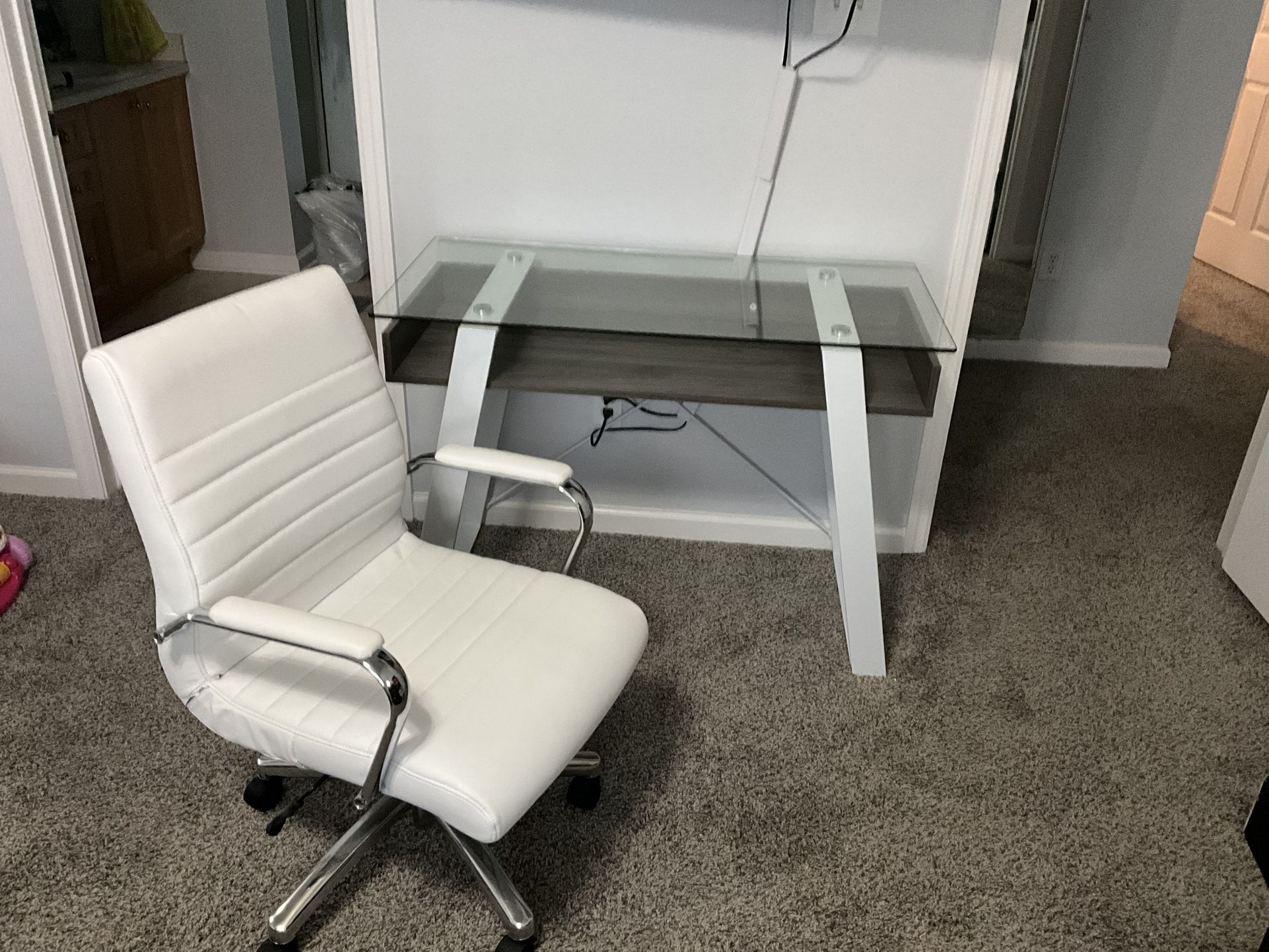 Nice Work Desk For Sale