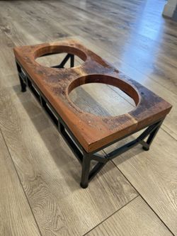 Elevated Pet Feeder Stand 