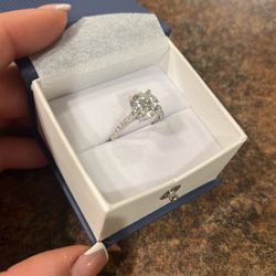 14K Gold 3.41 Ct Round Brilliant Cut Diamond Ring