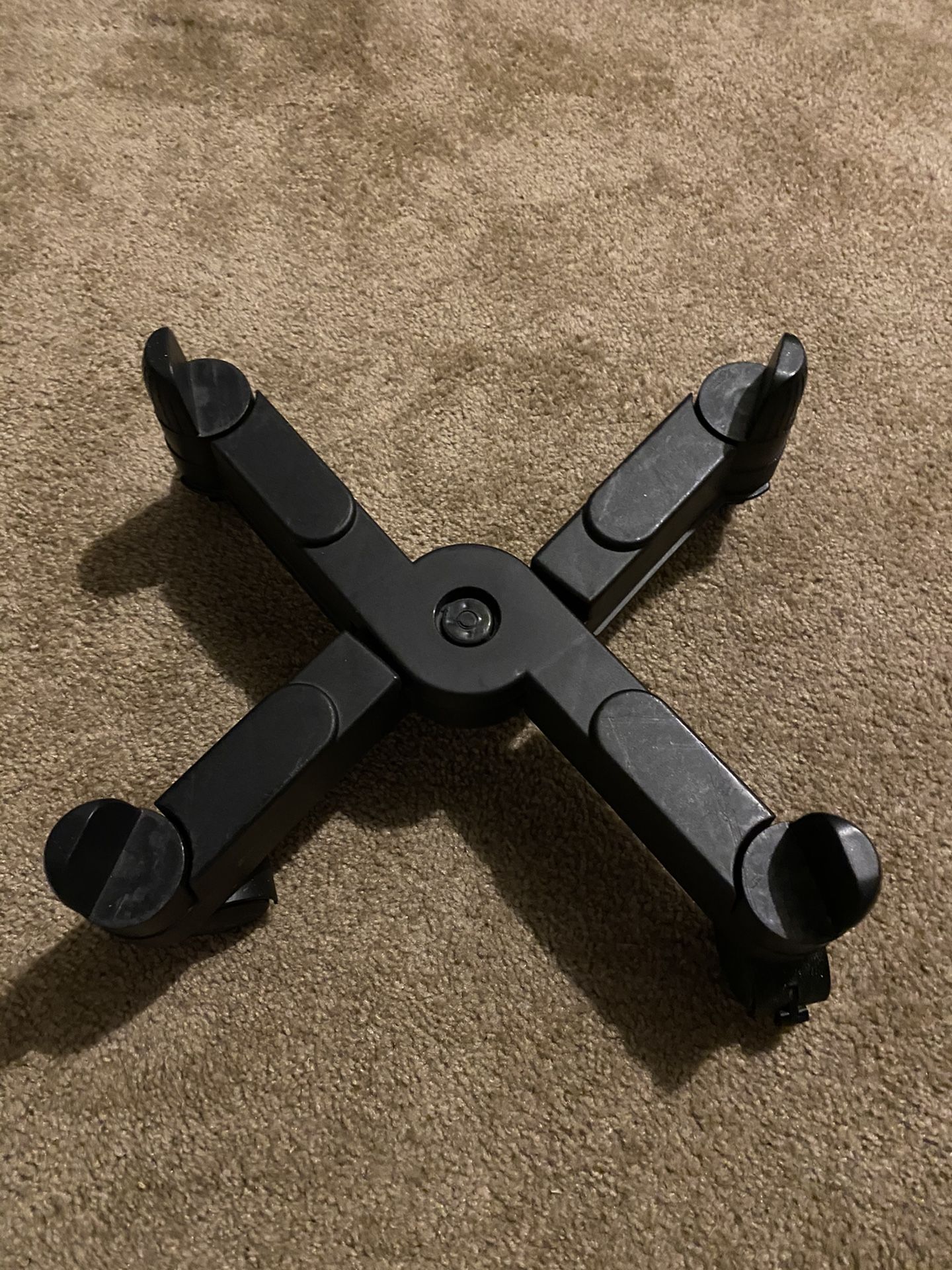 PC holder/roller