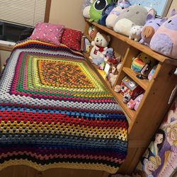 Twin Bed