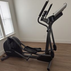 Life Fitness Elliptical Workout Cardio Equipment