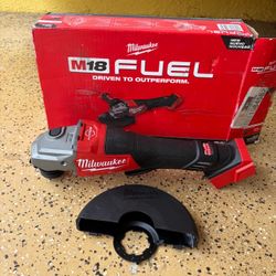 Milwaukee M18 FUEL 18-Volt Lithium-Ion Brushless Cordless 4-1/2 in./6 in. Braking Grinder with Paddle Switch (Tool-Only)