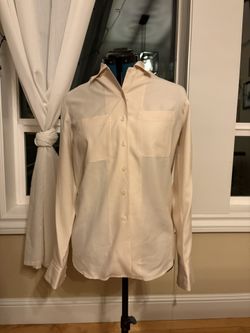 Women’s Size 1 Button Up Shirt - Cream - 100% Silk - Morgan Taylor