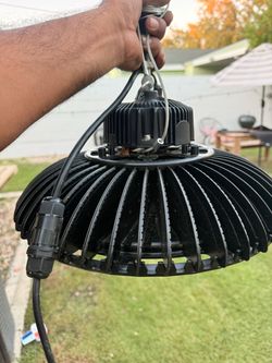 Light fixtures