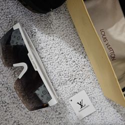 Louis Vuitton Shandeer Shades Brand NEW