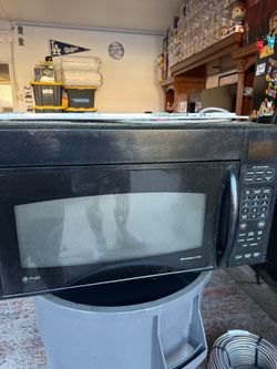 GE microwave
